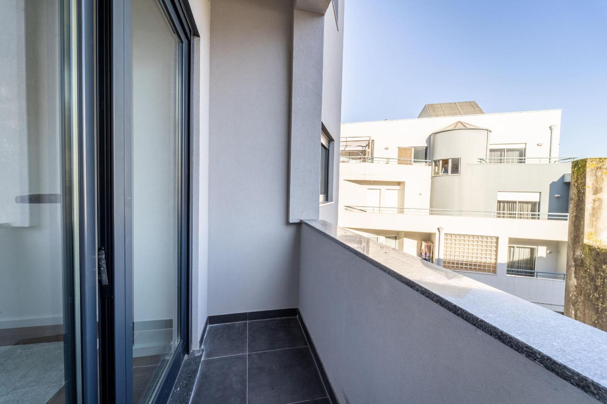 Joao Da Ponte - T1 Altice Forum Braga By House And People Exterior foto